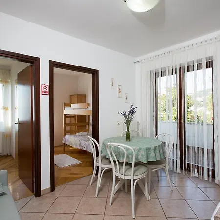 Kinkela Apartman *